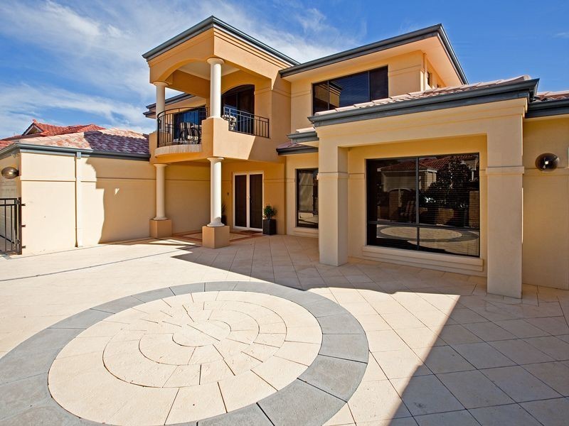 12 Glen Iris Drive, Jandakot WA 6164