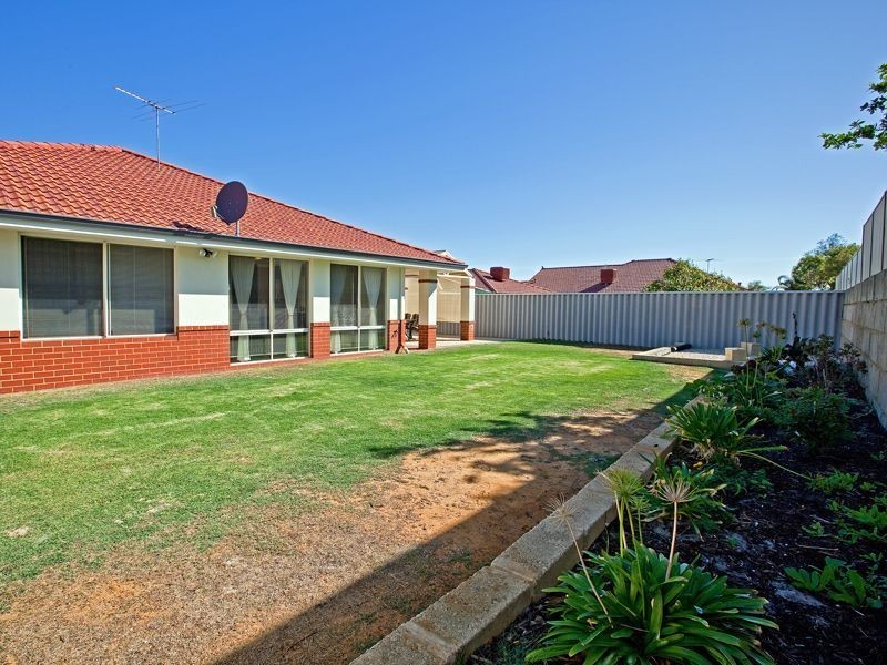 21 Glenmaggie Circuit, Success WA 6164