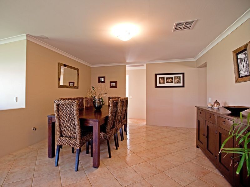 20 Folland Parade, Atwell WA 6164