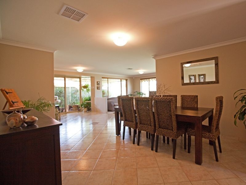 20 Folland Parade, Atwell WA 6164