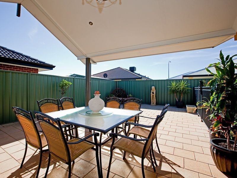 28 Pindan Elbow, Atwell WA 6164