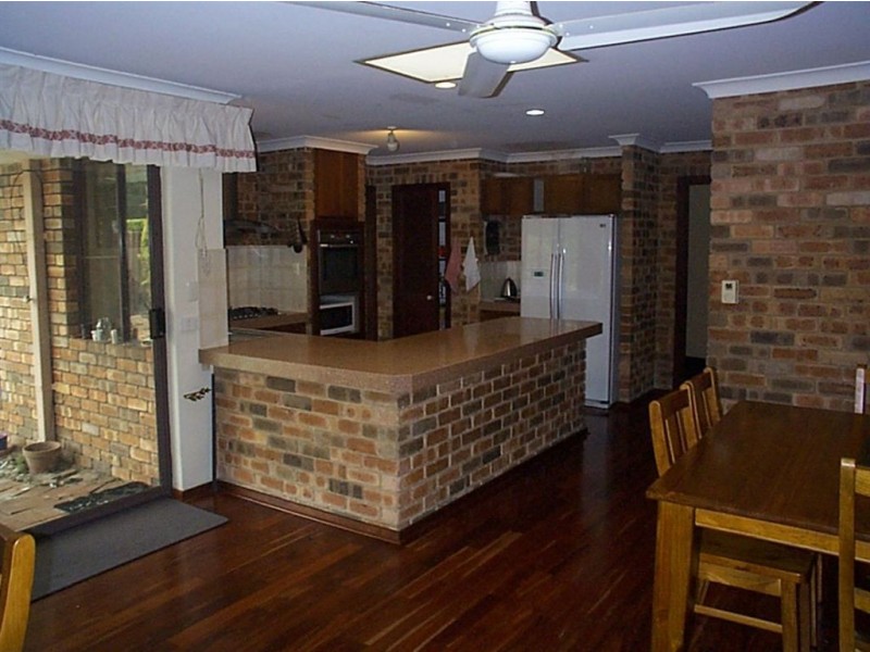 11 Shea Grove, Leeming WA 6149
