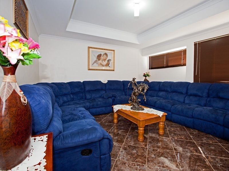 24 Armand Drive, Aubin Grove WA 6164