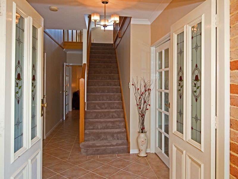 8 Paradise Grove, Atwell WA 6164