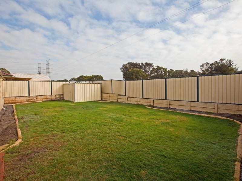 28 Montgomery Drive, Success WA 6164