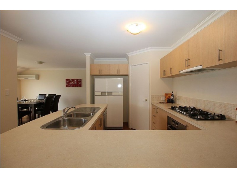 2 Cleland Court, Aubin Grove WA 6164