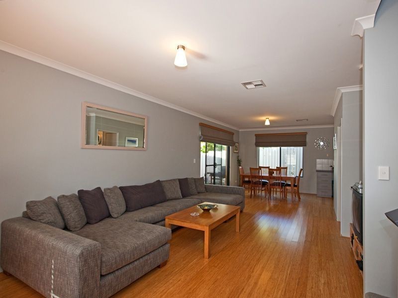 214A Royal Street, Yokine WA 6060