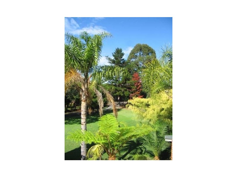 16 Grant Place, Banjup WA 6164