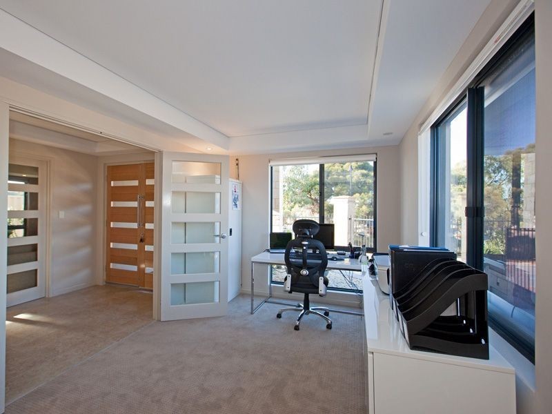 19 Solace Gardens, Atwell WA 6164