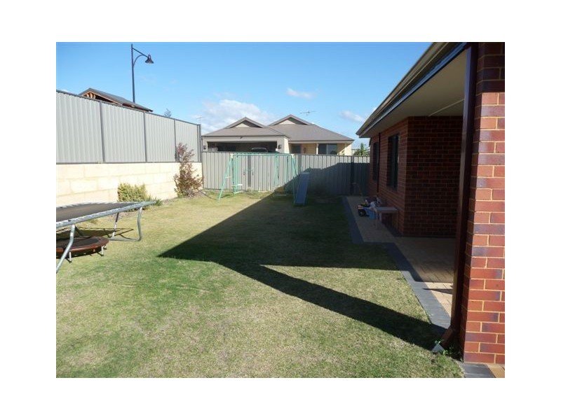 4 Kootingal Bend, Baldivis WA 6171