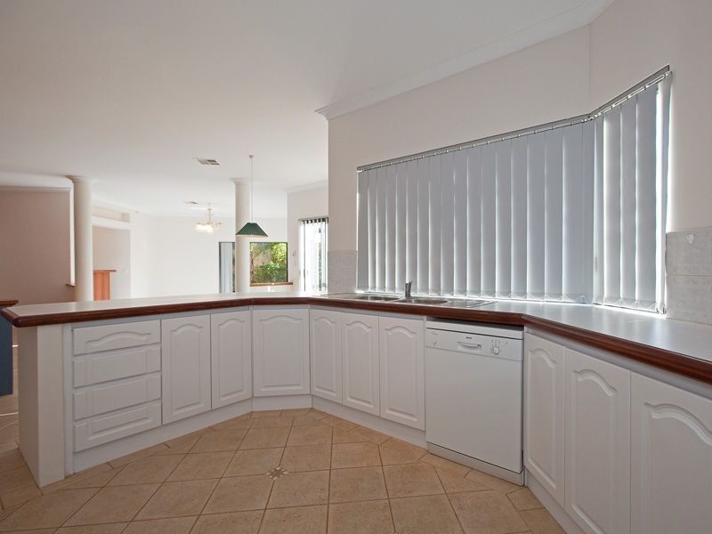 3 Turtle Point Cove, Jandakot WA 6164