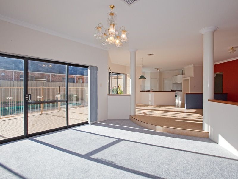 3 Turtle Point Cove, Jandakot WA 6164