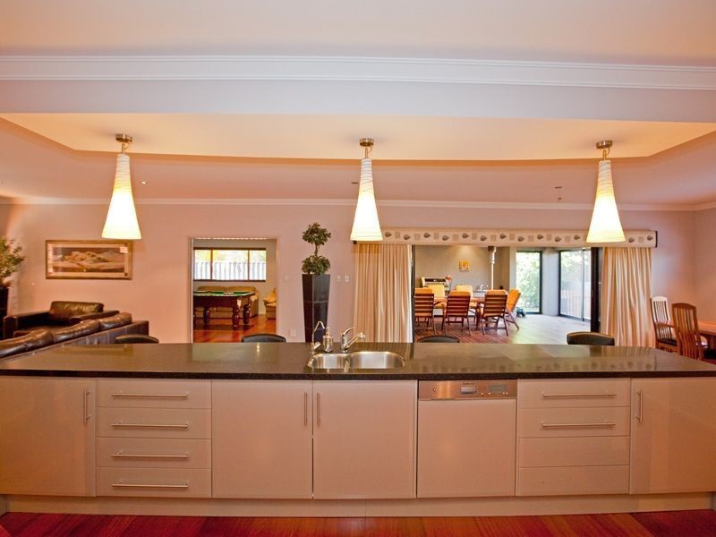 8 Dionysus Terrace, Atwell WA 6164