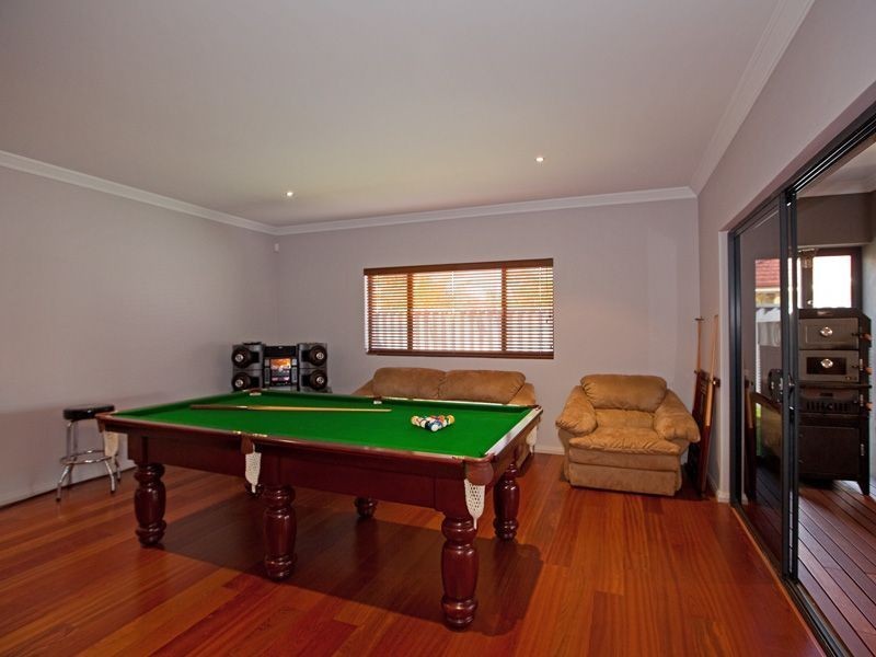 8 Dionysus Terrace, Atwell WA 6164
