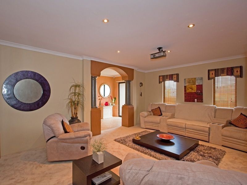 23 The Lakes Boulevard, Jandakot WA 6164