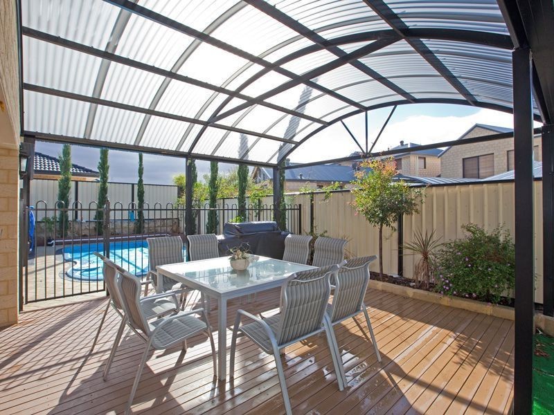 23 The Lakes Boulevard, Jandakot WA 6164