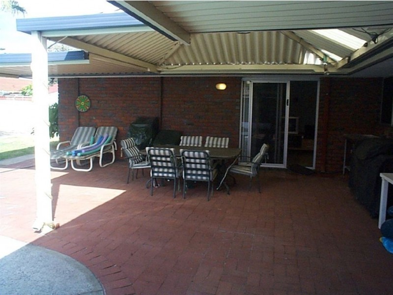 14 Wheatley Drive, Bull Creek WA 6149