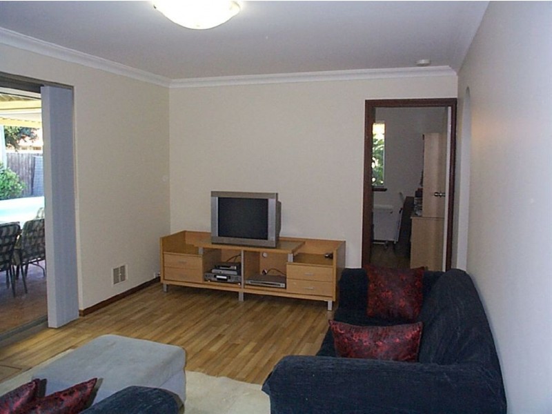 14 Wheatley Drive, Bull Creek WA 6149