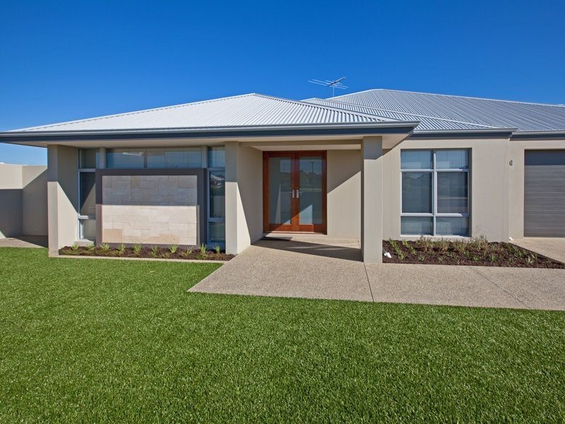 10 St Joseph Fairway, Success WA 6164