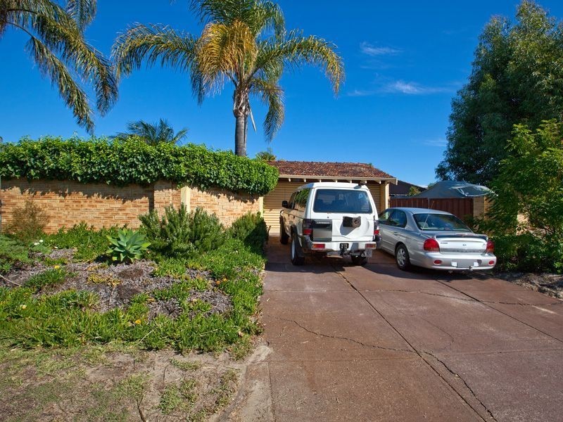 8 Westmorland Drive, Leeming WA 6149