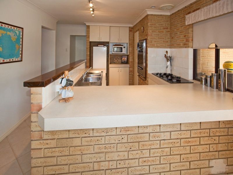 8 Westmorland Drive, Leeming WA 6149