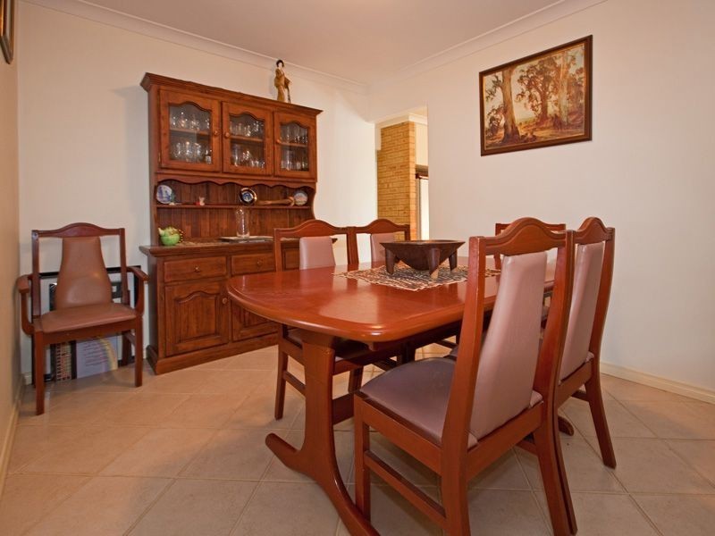 8 Westmorland Drive, Leeming WA 6149