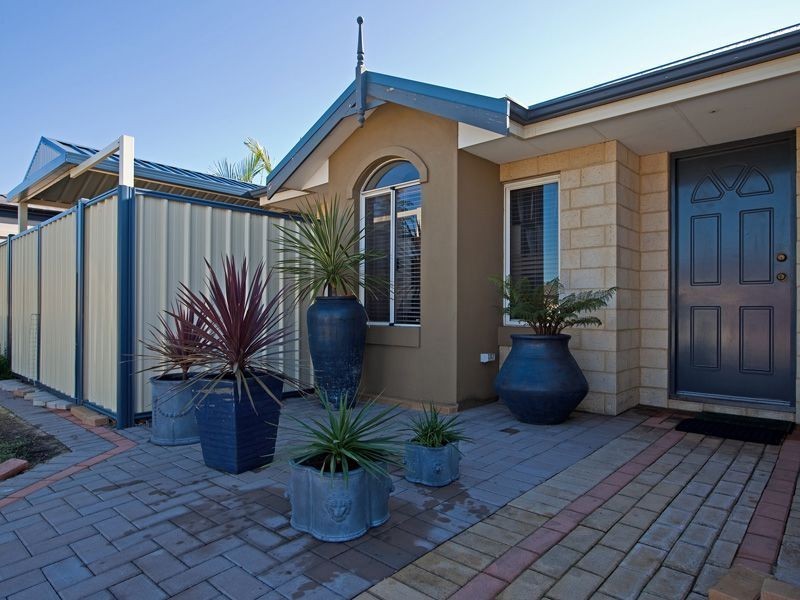 52 Beaumont Parkway, Success WA 6164