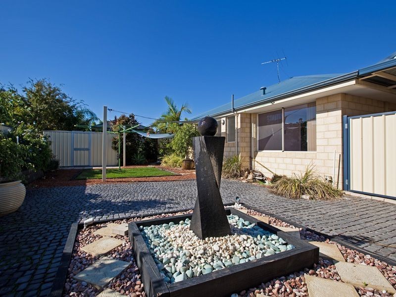52 Beaumont Parkway, Success WA 6164