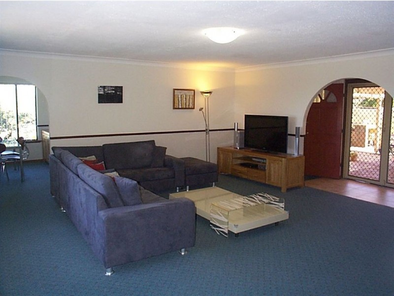 33 Whittaker Crescent, Bull Creek WA 6149