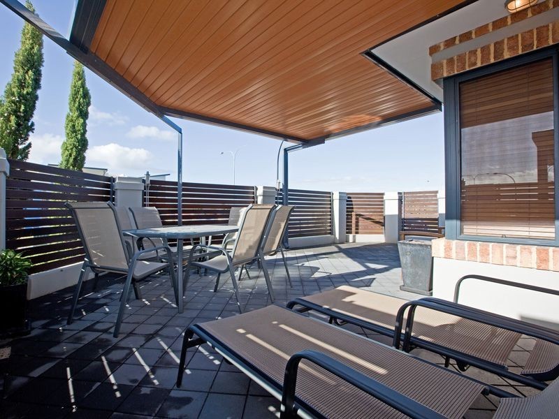 1/1 Meranda Lane, Success WA 6164