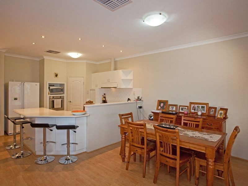 1/1 Meranda Lane, Success WA 6164