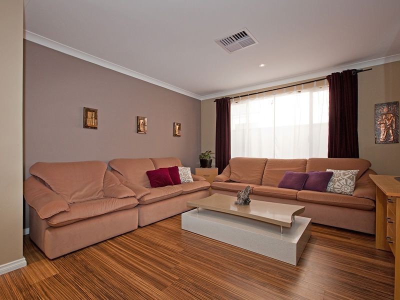 3 Monet Lane, Success WA 6164