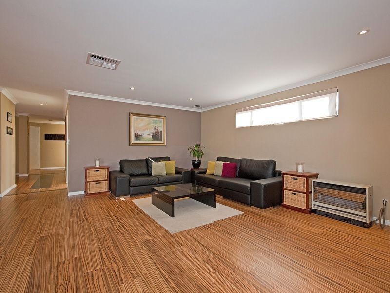 3 Monet Lane, Success WA 6164