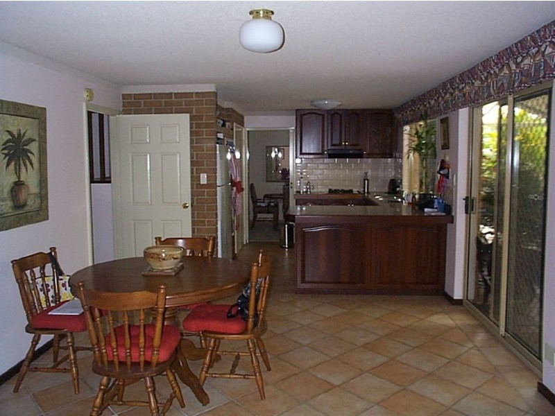 6 Shelton Loop, Leeming WA 6149