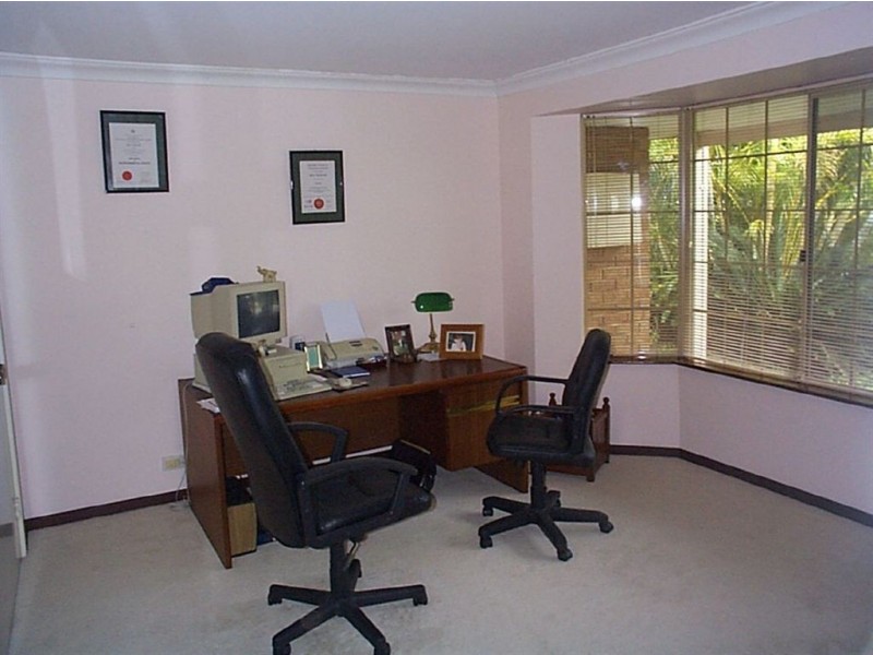 6 Shelton Loop, Leeming WA 6149