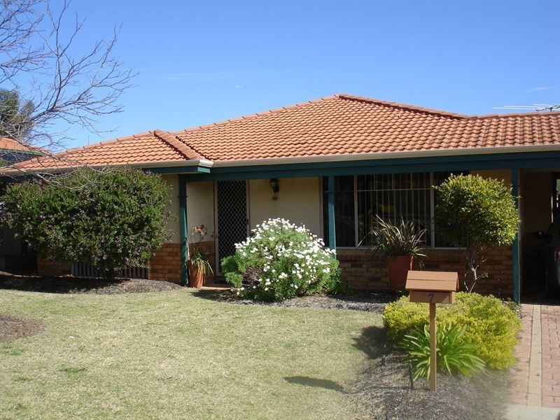 7 Manitoba Place, Success WA 6164