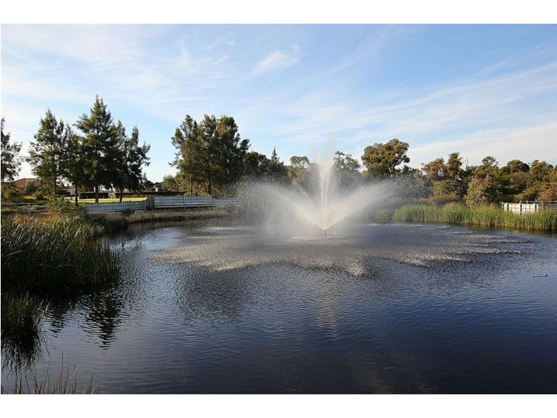 1 Jackadder Avenue, Success WA 6164