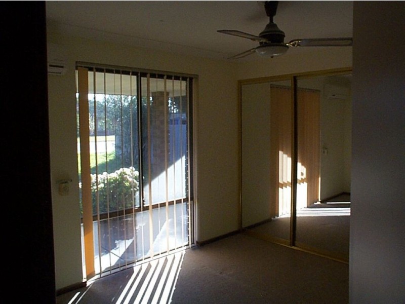 26 Colonial Drive, Bibra Lake WA 6163