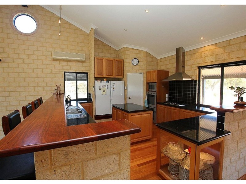 71 Scovell Crescent, Anketell WA 6167