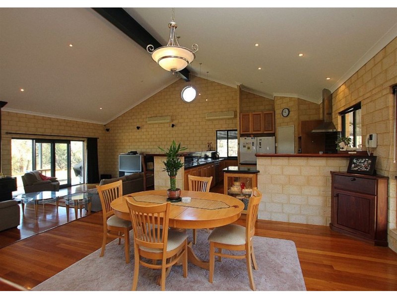 71 Scovell Crescent, Anketell WA 6167