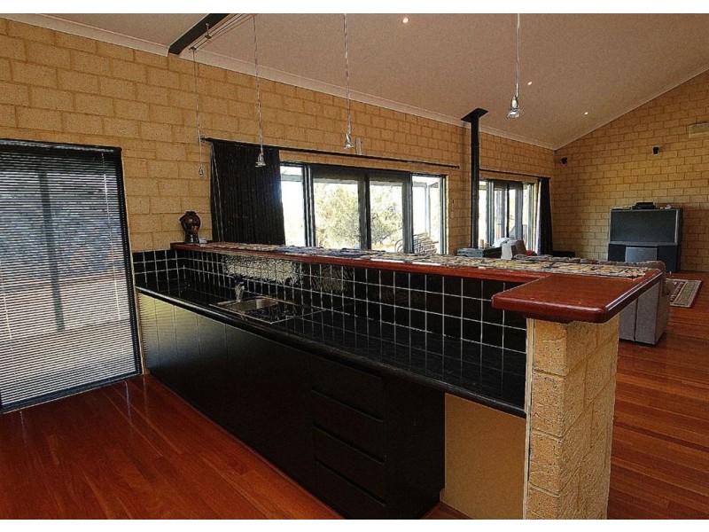 71 Scovell Crescent, Anketell WA 6167