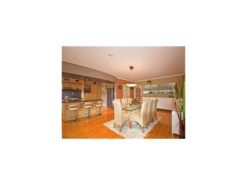 23 The Lakes Boulevard, Jandakot WA 6164