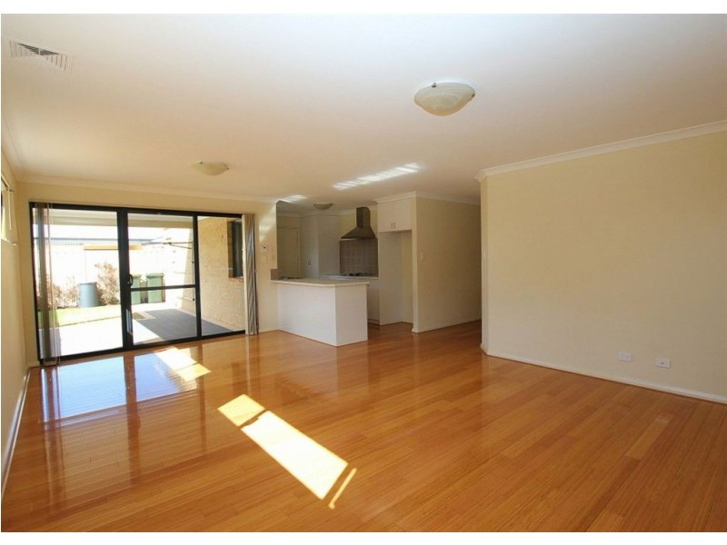 7 Biara Lane, Success WA 6164