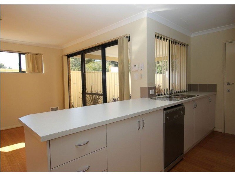 7 Biara Lane, Success WA 6164