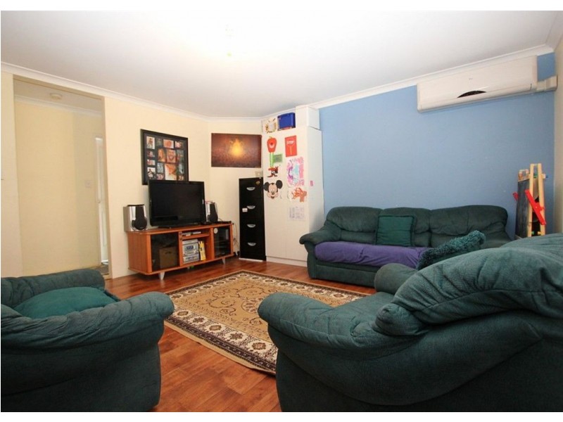 16 Charm Way, Atwell WA 6164