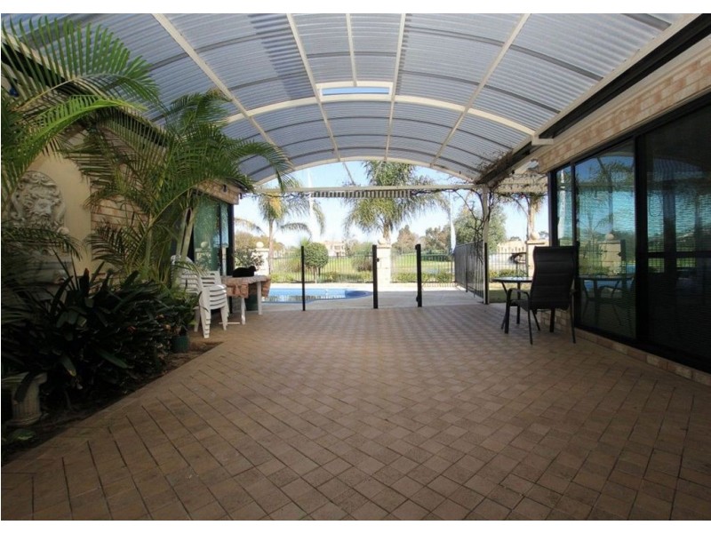 14 Dean Road, Jandakot WA 6164