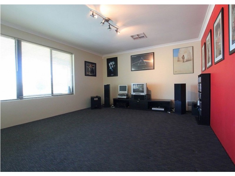 14 Dean Road, Jandakot WA 6164