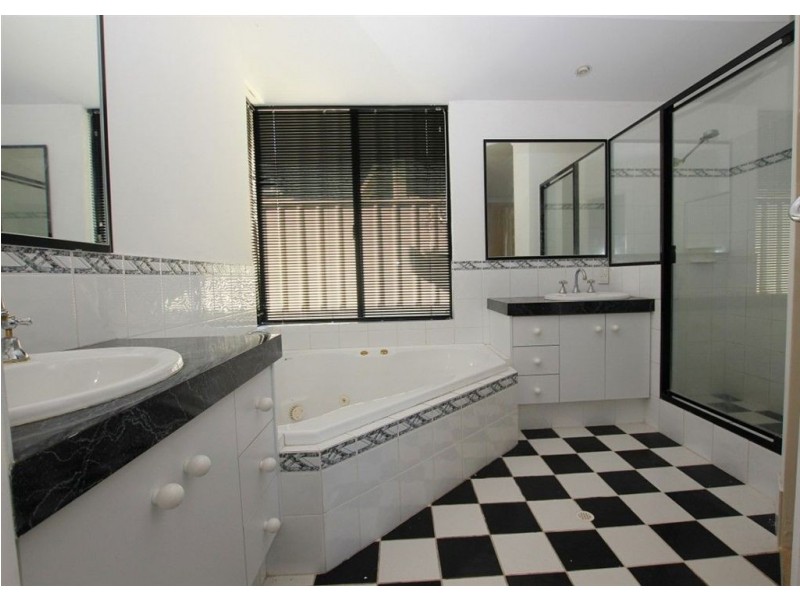 14 Dean Road, Jandakot WA 6164