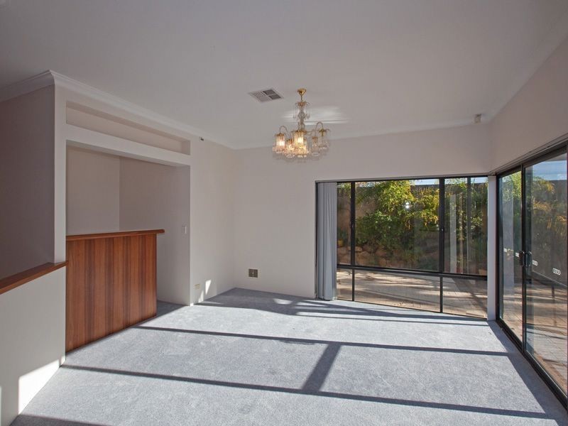 3 Turtle Point Cove, Jandakot WA 6164