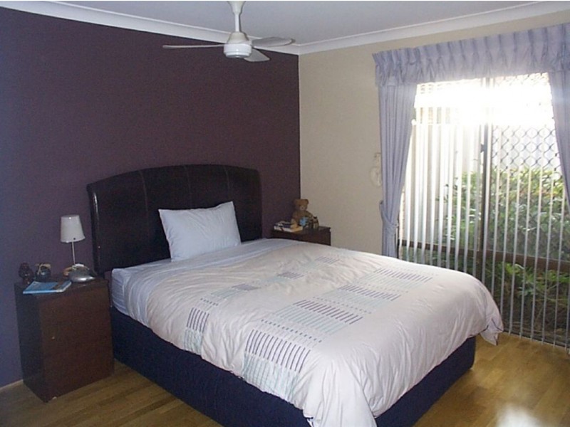 24 Dean Road, Bateman WA 6150